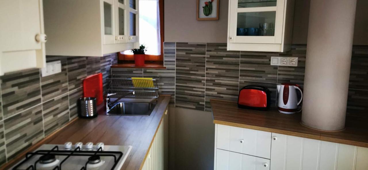 Pannonia Apartman Esztergom Buitenkant foto