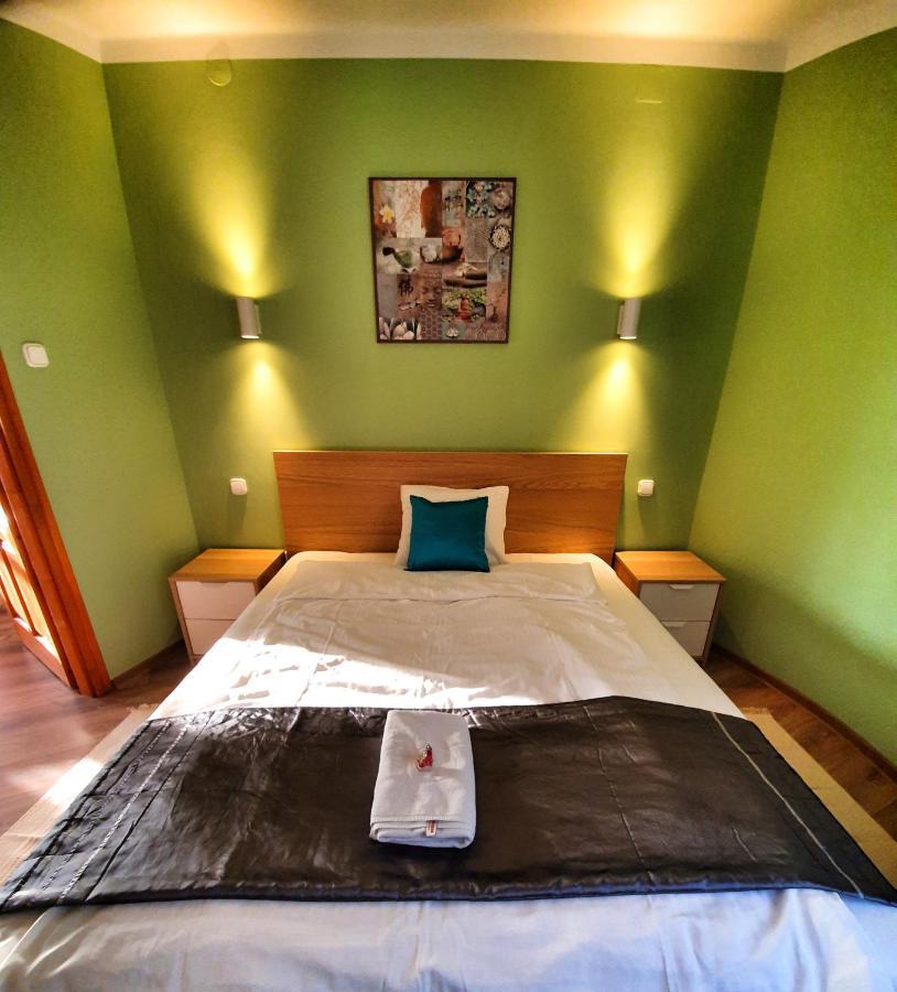 Pannonia Apartman Esztergom Buitenkant foto