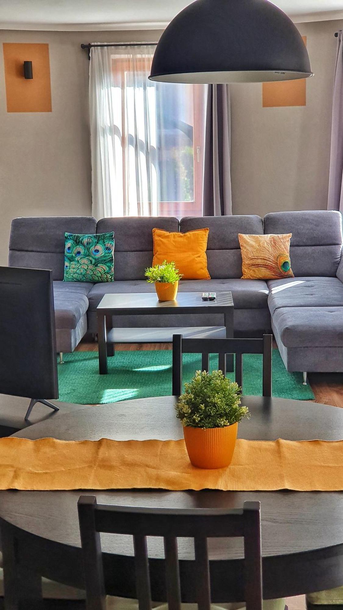 Pannonia Apartman Esztergom Buitenkant foto