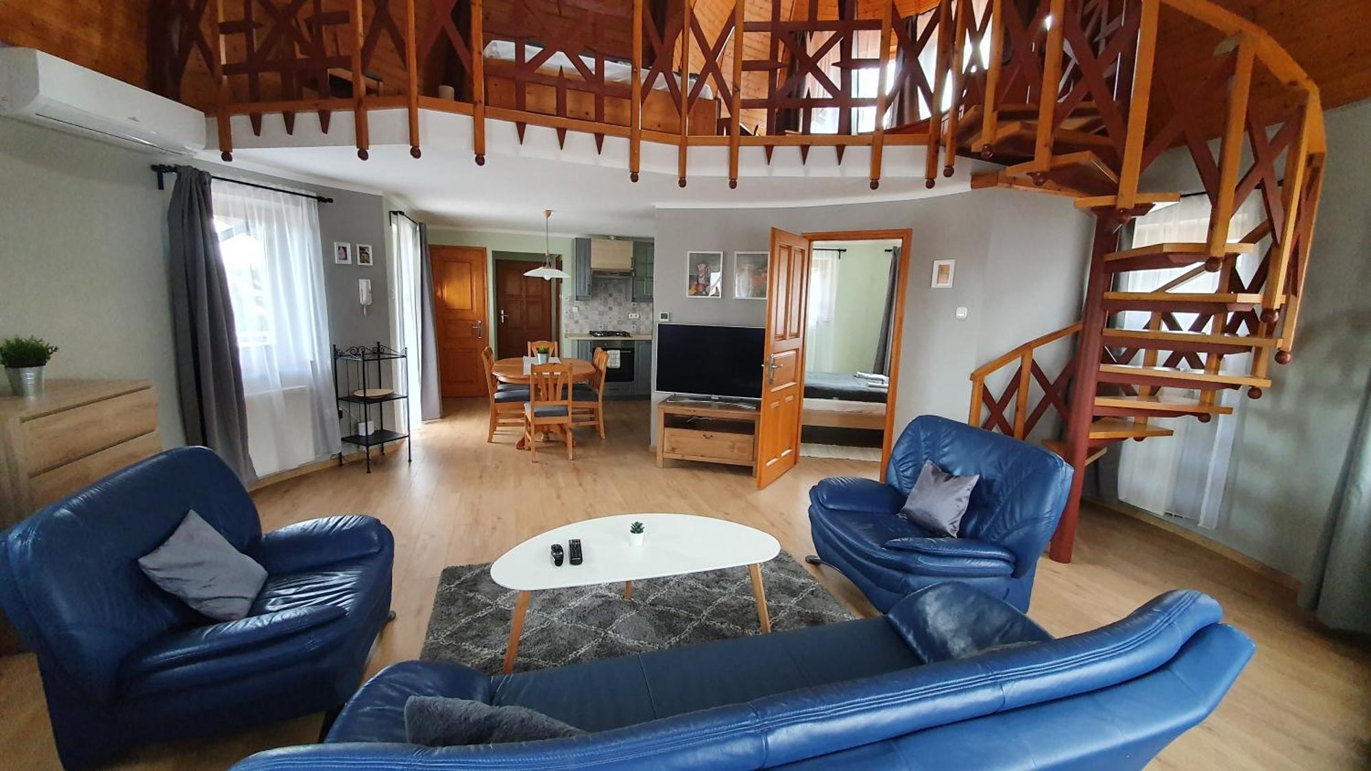 Pannonia Apartman Esztergom Kamer foto