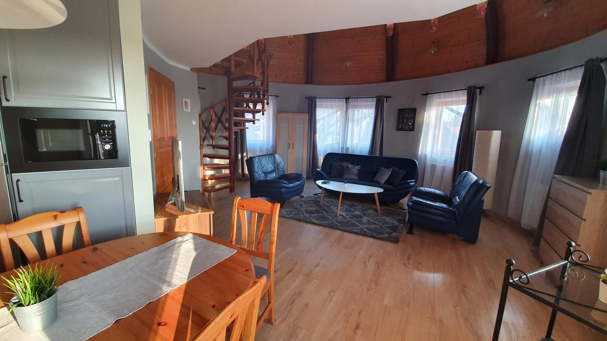 Pannonia Apartman Esztergom Kamer foto