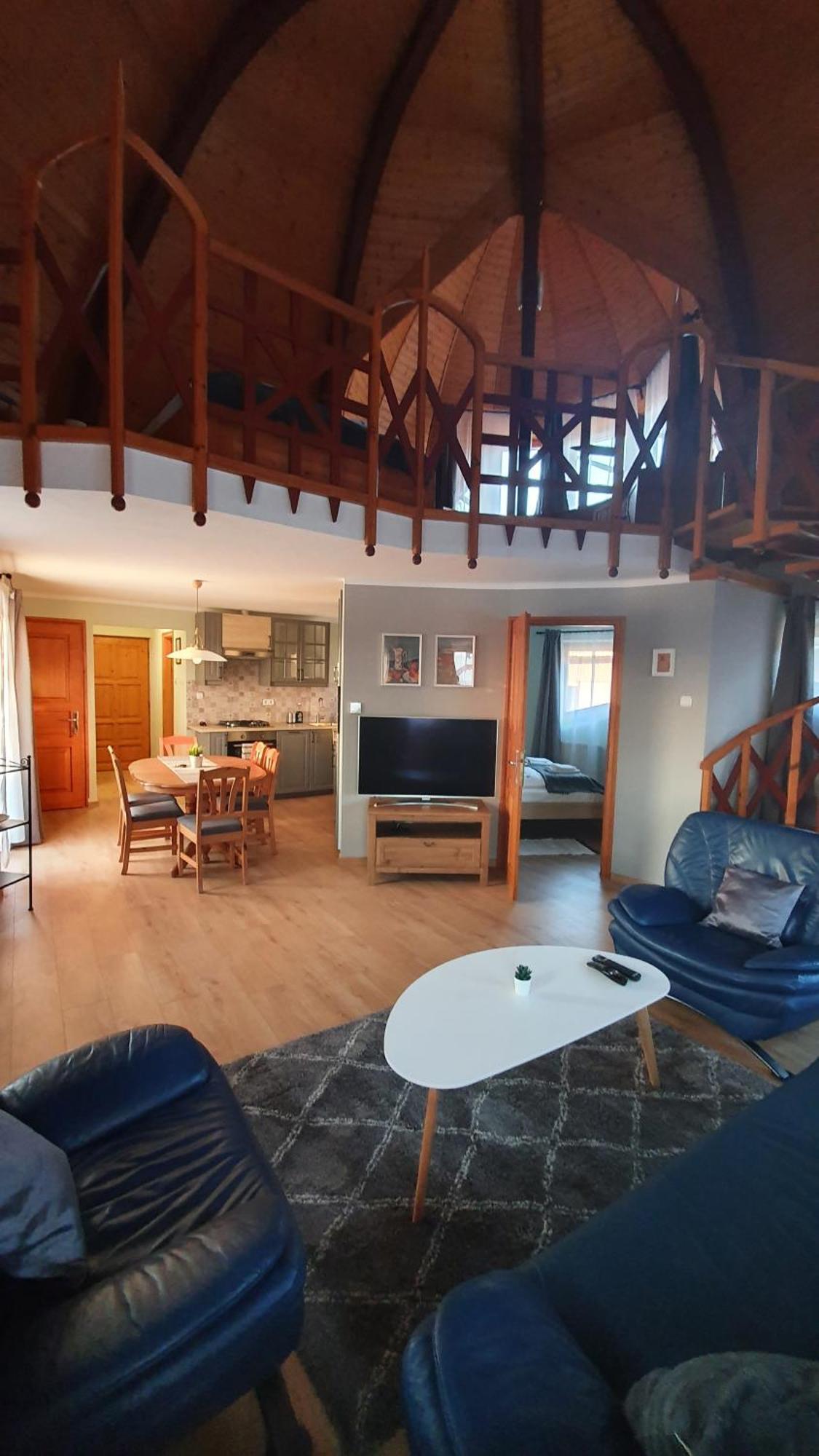 Pannonia Apartman Esztergom Kamer foto